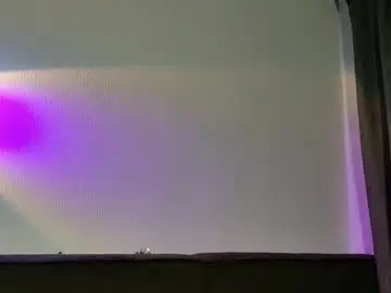 Chaturbate Live Sex Cam of lucyrait