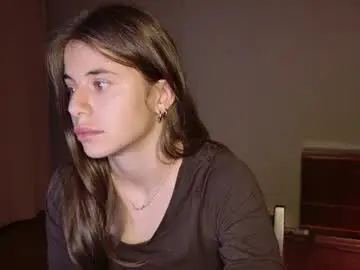 Chaturbate Sex Cam of lucyrait