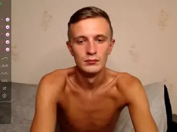 Chaturbate Live Sex Cam of oliverfresh