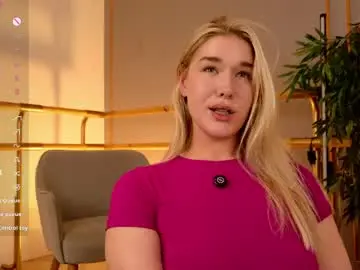Chaturbate Watch Live Sex Cams of smiley_mia_