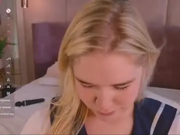 Chaturbate Best live sex cam show of smiley_mia_