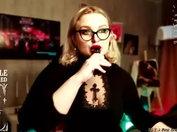 Chaturbate Sex Cam of wounded_goddess