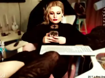 Chaturbate Free Porn Cam of wounded_goddess