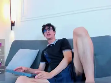 Chaturbate Live Sex Cam of camilo_stark