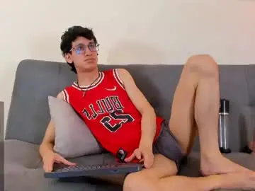 Chaturbate Sex Cam of camilo_stark