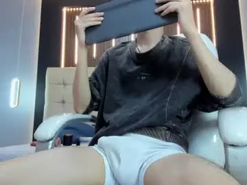 Chaturbate Live Sex Cam of camilo_stark