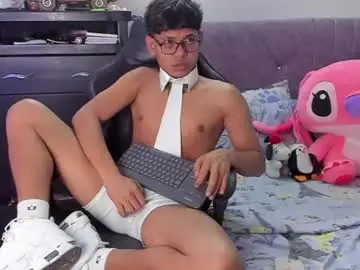 Chaturbate Live Sex of damar_felipe