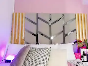 Chaturbate Free Live Porn of emilyblack_1