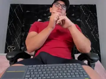 Chaturbate Watch Live Sex Cams of jeffdaltton