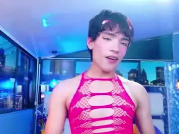 Chaturbate Watch Live Sex Cams of isaacnova