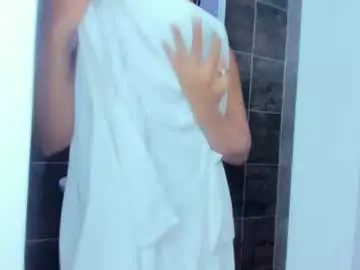 Chaturbate Best live sex cam show of isabella_florez22