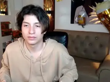 Chaturbate Live Sex Cam of marcoviolet