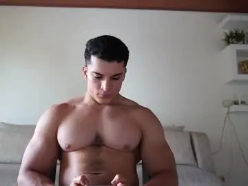 Chaturbate Watch Live Sex Cams of maximohoot