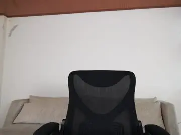 Chaturbate Live Sex Cam of maximohoot