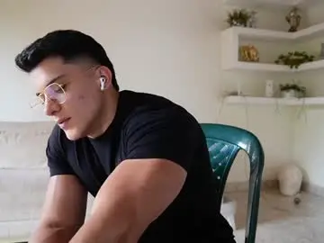 Chaturbate Live Sex of maximohoot