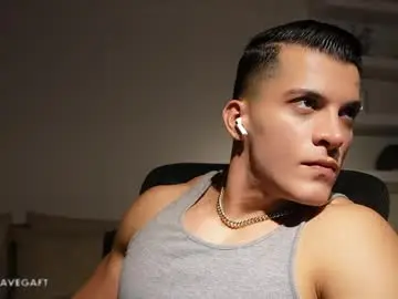 Chaturbate Free Porn Cam of maximohoot