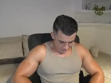 Chaturbate Watch Live Sex Cams of maximohoot