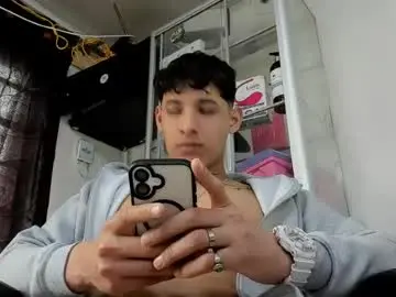 Chaturbate Nude Webcam of maxstar27