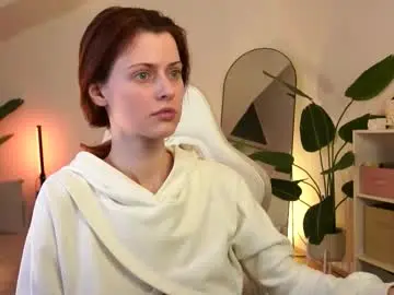 Chaturbate Live Sex Cam of doll_lesli