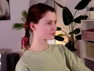 Chaturbate Live Sex Cam of doll_lesli