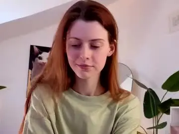 Chaturbate Live Sex Cam of doll_lesli