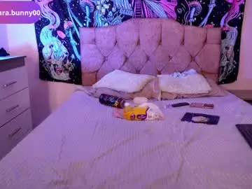 Chaturbate Live Sex Cam of jade__weed