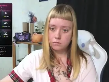 Chaturbate Live Sex Cam of june_shy0