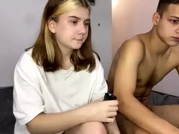 Chaturbate Adult Webcams of mirelcouple