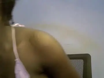 Chaturbate Watch Live Sex Cams of black_petitqueen12