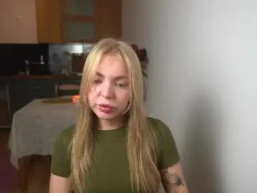 Chaturbate Sex Cam of emilyemmi