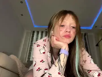 Chaturbate Free Porn Cam of hip_hop_baby