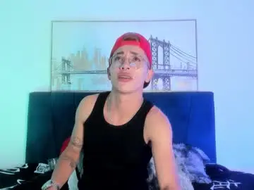 Chaturbate Free Porn Cam of ianwayne_