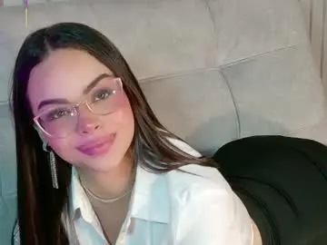 Chaturbate Sex Cam of maddisonevanns