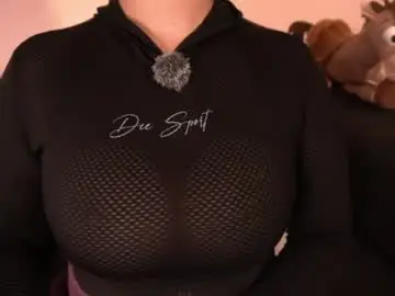 Chaturbate Adult Video Chat of violetta_swift_