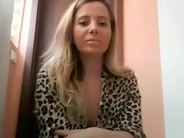 Chaturbate Live Sex Cam of baby_blondee