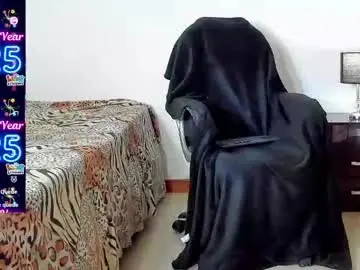 Chaturbate Live Sex Cam of dominic_joness