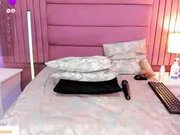 Chaturbate Live Sex Cam of shairytovar