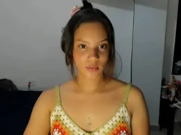 Chaturbate Adult Video Chat of whitneyfantastic