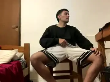 Chaturbate Sex Cam of y0ungwithbrowndick