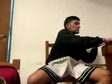 Chaturbate Live Porn of y0ungwithbrowndick