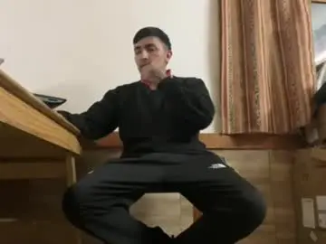 Chaturbate Sex Chat of y0ungwithbrowndick