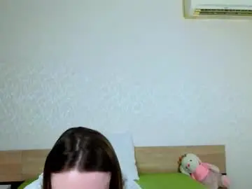 Chaturbate Free Live Porn of adelina_cowell