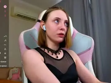 Chaturbate Free Live Porn of adelina_cowell
