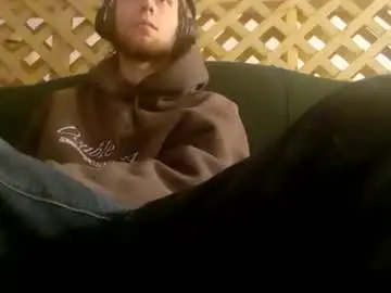 Chaturbate Live Sex Cam of biggestboiiii