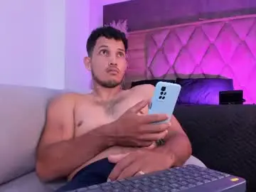 Chaturbate Best live sex cam show of eimyandmaxi
