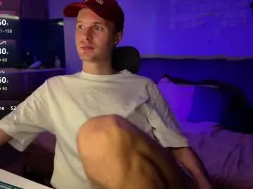 Chaturbate Live Porn of leonnextdoor