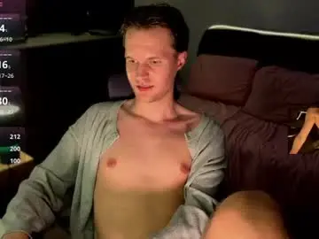 Chaturbate Adult Video Chat of leonnextdoor