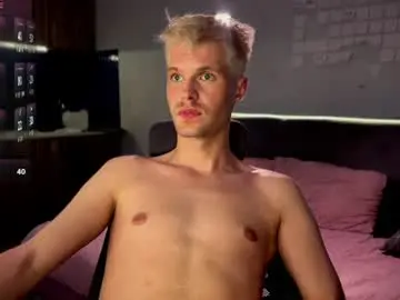 Chaturbate Live Porn of leonnextdoor