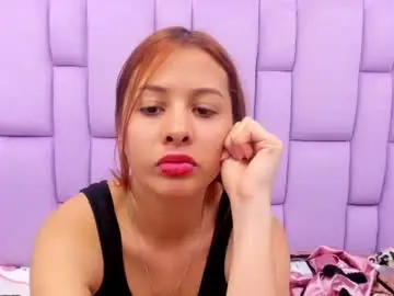 Chaturbate Live Sex Cam of paris_petit