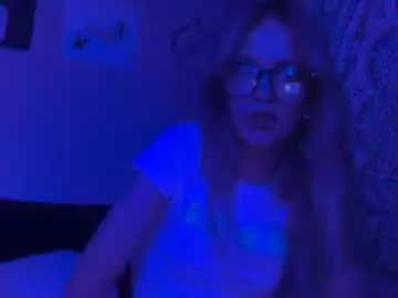 Chaturbate Adult Webcam of petitegirl777